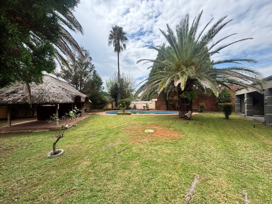 3 Bedroom Property for Sale in La Hoff North West